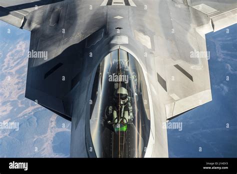 F22 raptor cockpit hi-res stock photography and images - Alamy