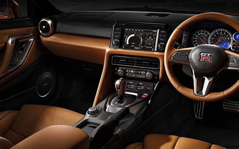 Nissan GT-R Interior Images: GT-R Interior Photo Gallery