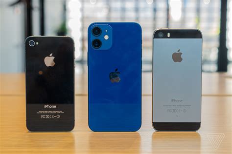 iPhone 12 mini and iPhone 12 Pro Max hands-on impressions - The Verge