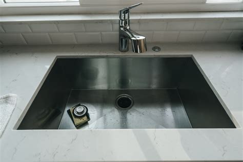 The Best Sinks for Solid Surface Countertops - Corian