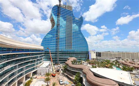 Hard Rock's First Guitar-shaped Hotel Will Have Swim-up Suites and a 7,000-seat Concert Venue