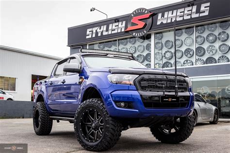 Ford Ranger Blue Fuel Off-Road Maverick D610 Wheel | Wheel Front