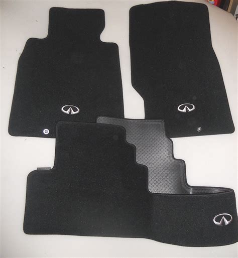 Wanted Black (Graphite) G35 sedan Floor Mats - MyG37