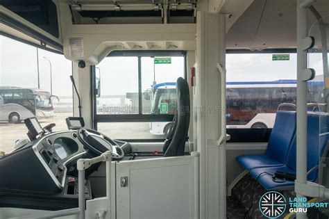 Zhongtong LCK6126EVG – Driver’s Cab | Land Transport Guru