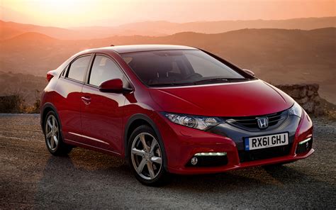 2011 Honda Civic Hatchback - Wallpapers and HD Images | Car Pixel