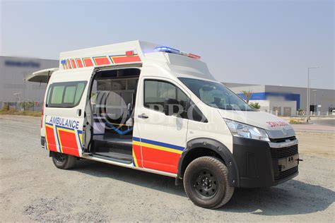 Toyota Hiace 4WD Extended Roof Ambulance – Abronn