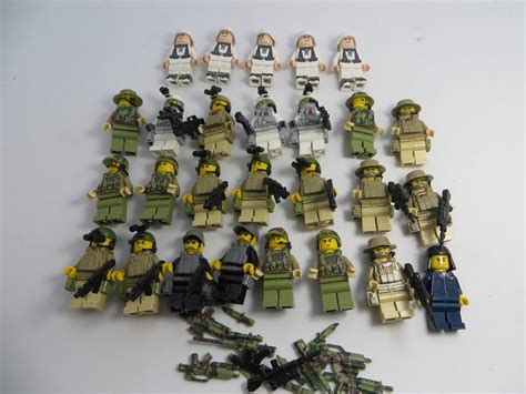 Lego Army Minifigures