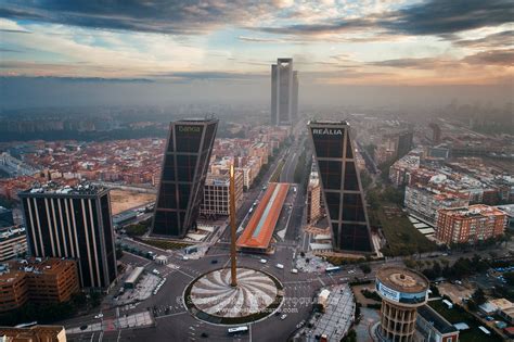 The Gate of Europe towers – Songquan Photography