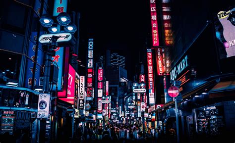 ITAP at night in the streets Tokyo | Tokyo night, Tokyo aesthetic ...