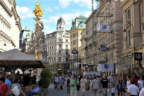 Vienna Sightseeing: 15 Places To Capture The City