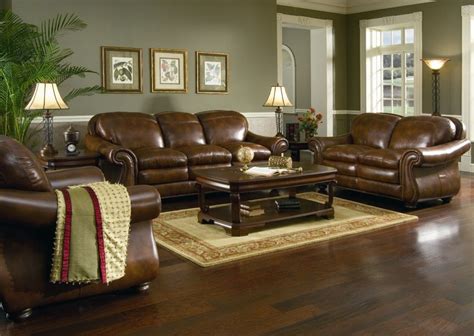 Tips to Help You Choose a Leather Sofa for Your Living Room | Brown couch living room, Brown ...