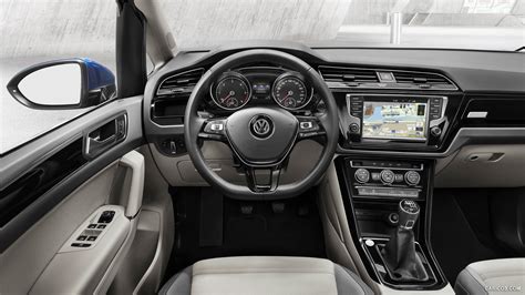 Volkswagen Touran | 2016MY | Interior