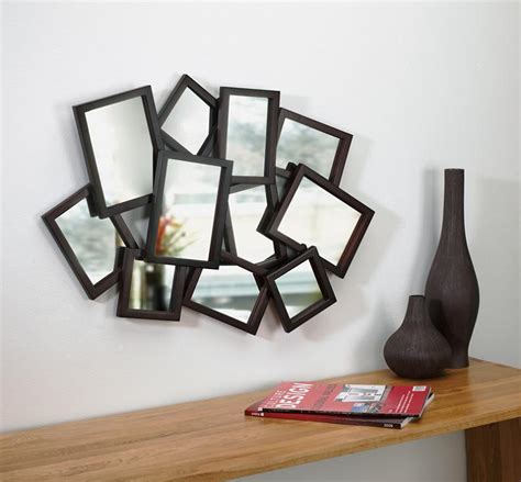 Unusual Mirror Shapes : A brilliant feature piece in a bedroom or hallway. - itsessiii