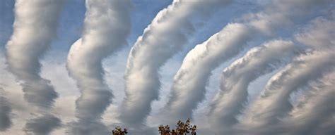 Morning Glory Cloud Formation