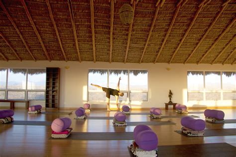 World’s Best Yoga Retreats for 2021. Revealed! - Women Fitness