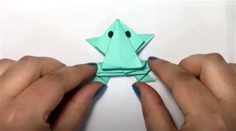 Maker Monday: Let's make origami frogs | Pittsburgh is Kidsburgh