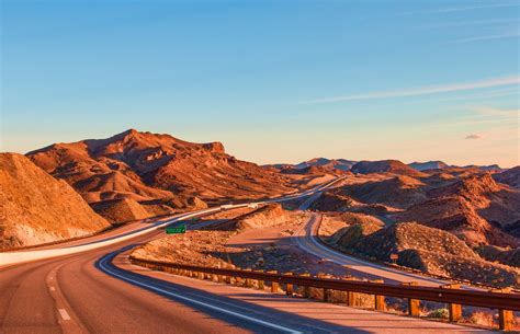 Drive Through The Endless Desert Of Nevada - Tasteful Space