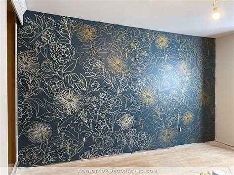 DIY Hand Drawn Floral Line Drawing Wall Mural (Part 1 - Progress) - Addicted 2 Decorating®