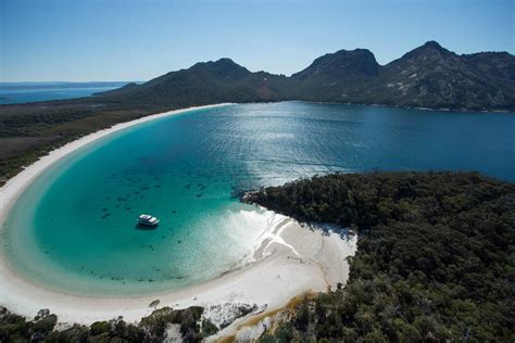 What is it about Wineglass Bay on Tasmania’s east coast? - East Coast Tasmania