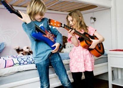 Kids Guitar Lessons: 5 Easy Ways To Learn Guitar