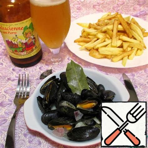 Mussels "Mariniere" Recipe 2023 with Pictures Step by Step - Food Recipes Hub