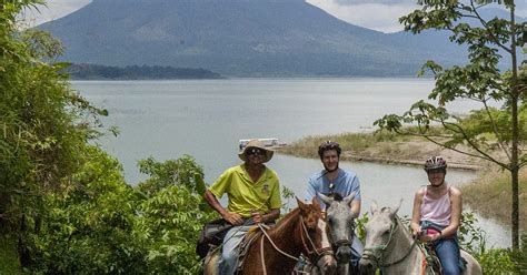 Top 5 La Fortuna Wildlife Tours