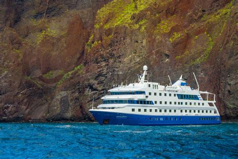 Santa Cruz II Galapagos Cruise | Galapagos Luxury Cruises