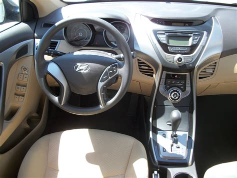 2013 Hyundai Elantra - Interior Pictures - CarGurus