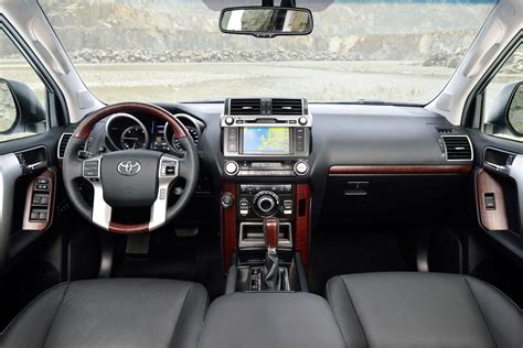 Toyota Landcruiser Prado 2014 Model Details