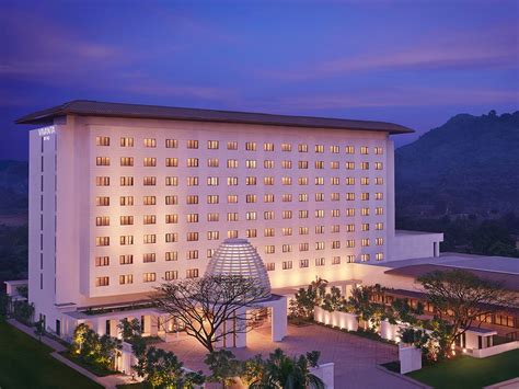 Best Luxury Hotels available in Guwahati - Rupom Hazarika