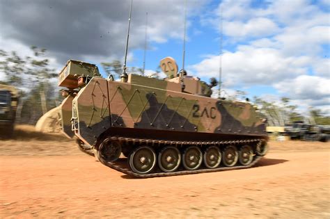 ARMY M113 ARMORED PERSONNEL CARRIER (APC) (M113A2 MODEL) At, 47% OFF