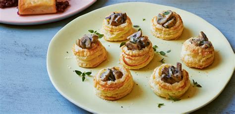 Creamy mushroom and thyme canapés by Katy Beskow | The Vegan Society