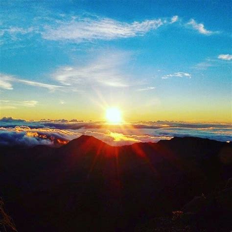 Haleakala Sunrise | Haleakala sunrise, Sunrise, Haleakala national park