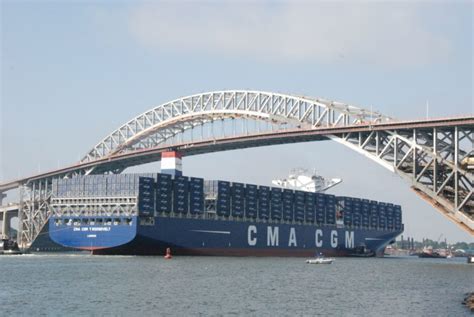 Biggest neo-Panamax containership calls at New Jersey terminal | WorkBoat | Commercial Marine ...