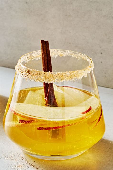 50 Best Winter Cocktails Recipes - Easy Winter Cocktail Ideas