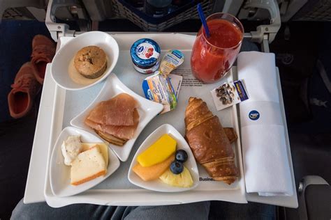 The Best Airplane Food from 10 Star Alliance Flights [Win FREE Tickets]