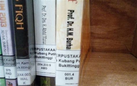 Contoh Labeling Buku Perpustakaan