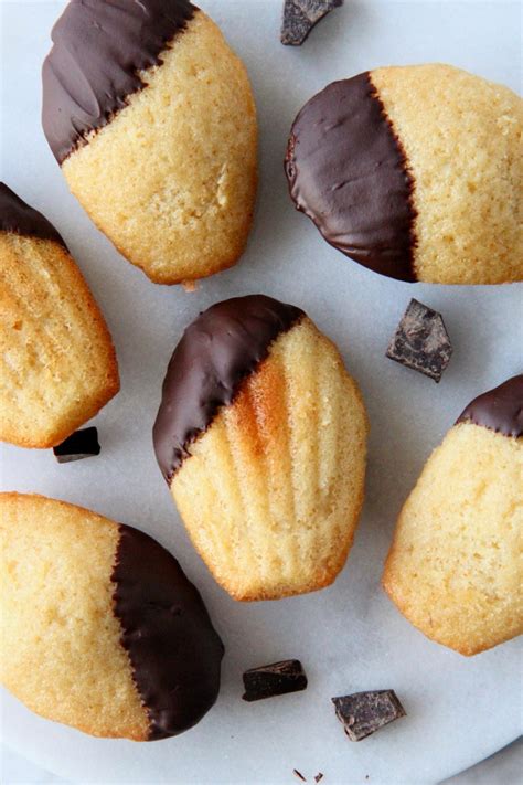 Chocolate Dipped Madeleines – Maple et Chocolat