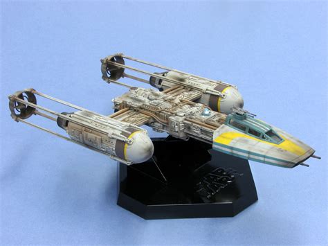 Y-Wing Fighter Model Kit Fine Molds - O Espaço Virtual do Colecionador