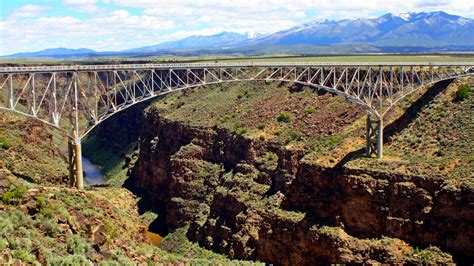 Rio Grande Gorge Bridge: Your Complete Guide - Getaway Couple