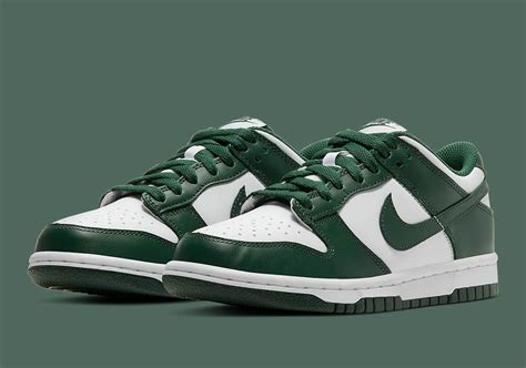 Nike Dunk Low White Green CW1590-102 Release Info | SneakerNews.com