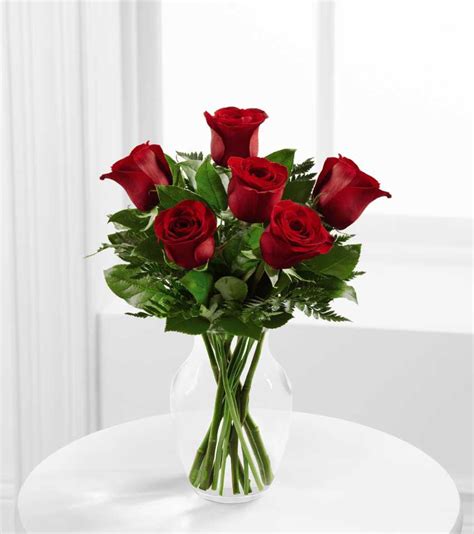 6 Red Rose Bouquet - Georgetown Flowers & Gifts