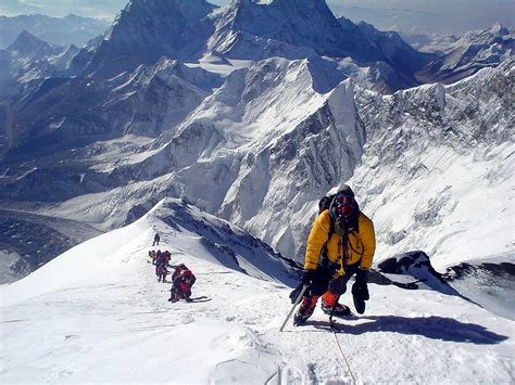 Why Climb with Us - Alpine Ascents International