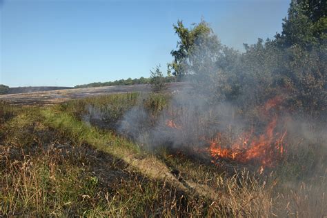 Grass fire warning during hot weather - South Yorkshire Fire and Rescue