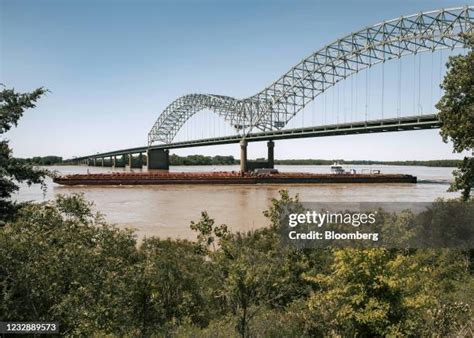 125 Hernando Mississippi Stock Photos, High-Res Pictures, and Images - Getty Images