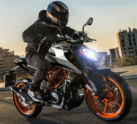 2023 KTM Duke 390 Price, Specs, Top Speed & Mileage in India (New Model)