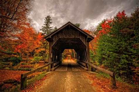 Covered Bridge In Autumn Wallpapers - Wallpaper Cave