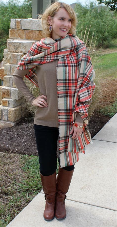 3 Blanket Scarf Outfit Ideas, Plus How to Tie One!