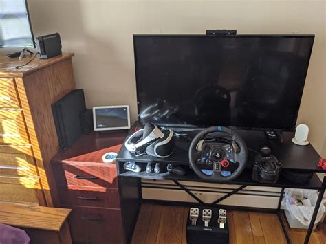 My GT Sport and VR "setup" lol. Merry Christmas to me (and you reading this too!) 🌲 : r/simracing