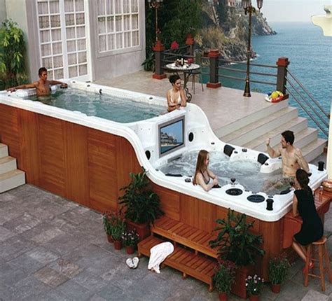 indoor hot tub with tv - Google Search | Hjem, Boblebad og Hage